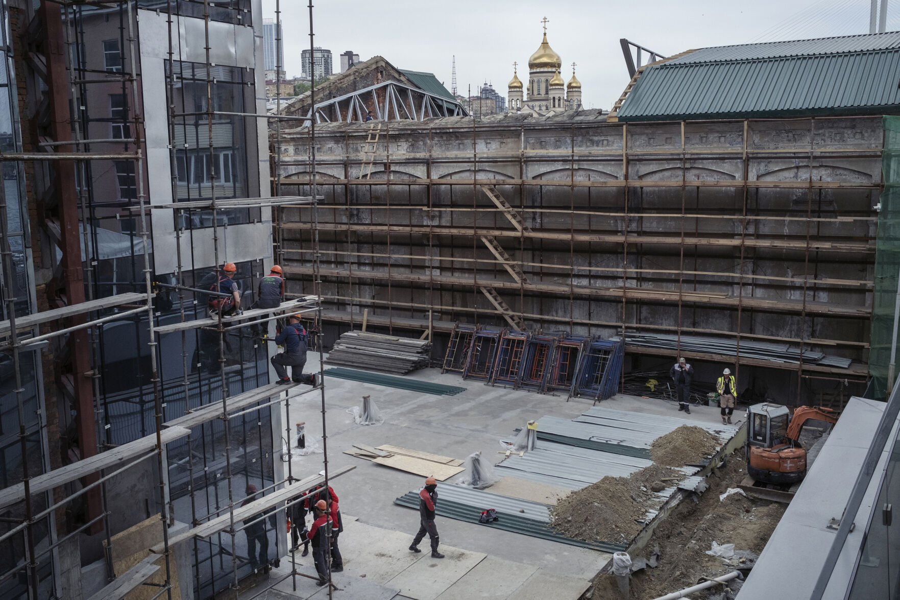 Для северокорейских рабочих Дальний Восток остается неожиданной удачей для них — и для режима Кима | Стиль жизни